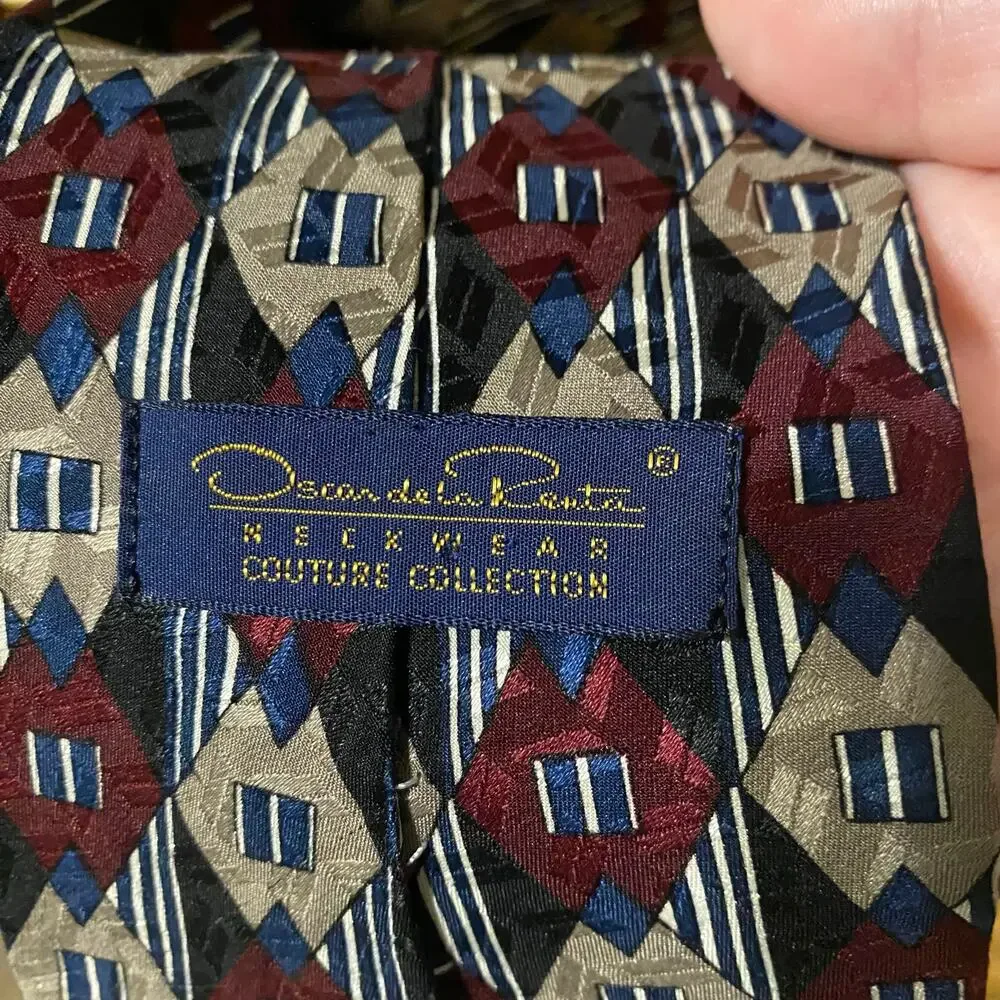Oscar de la Renta Silk Tie Couture Collection Geometric Pattern 90s Vintage USA